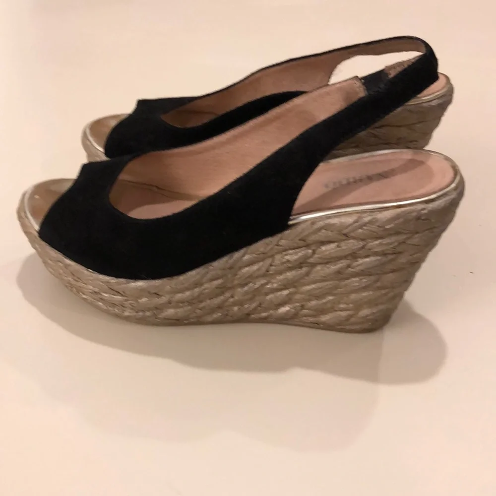 Nardo Black suede sling back wedge